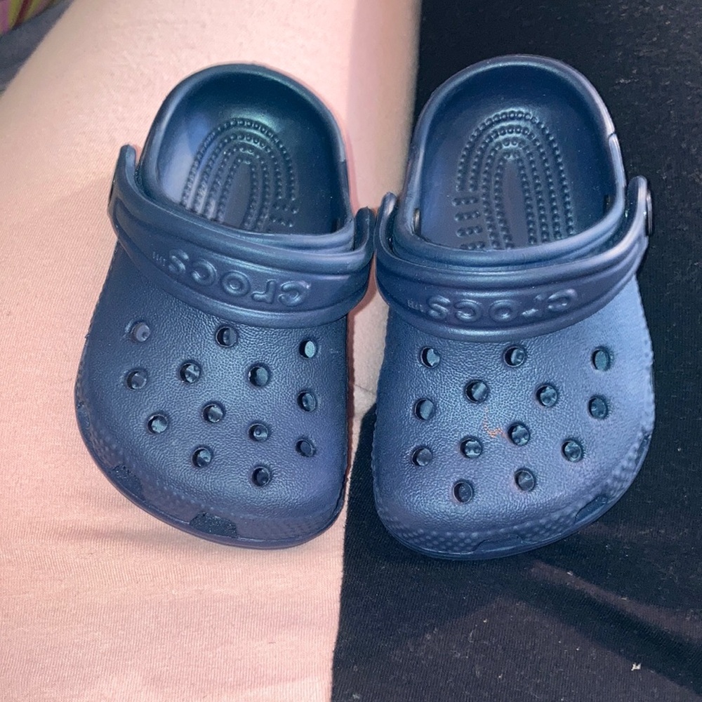 Infant crocs
